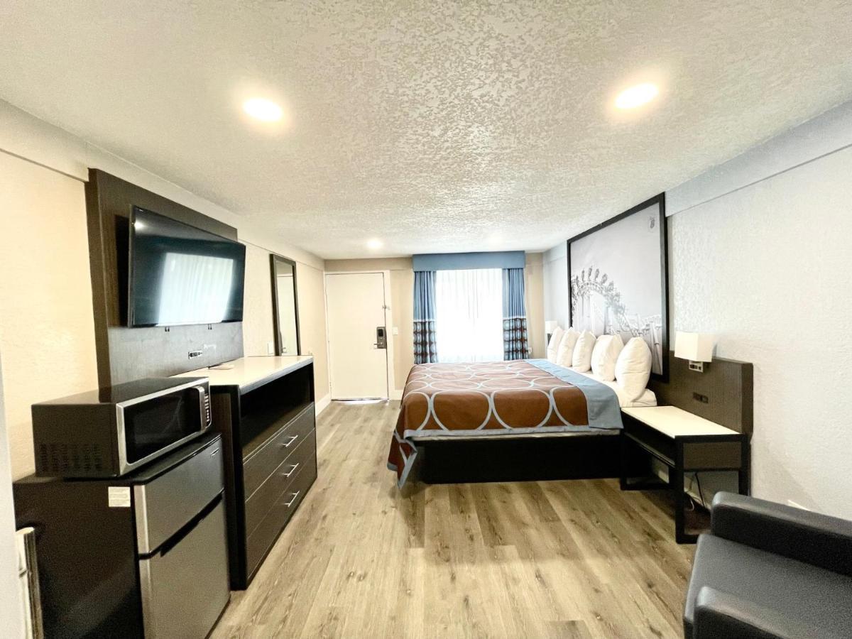 Hotel Super 8 By Wyndham Kissimmee-Orlando Four Corners Exterior foto