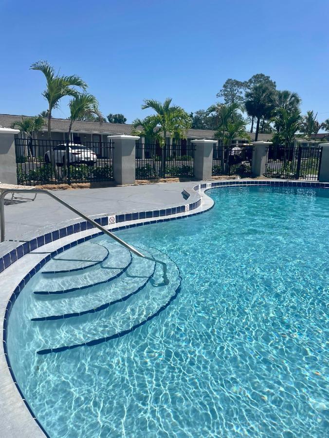 Hotel Super 8 By Wyndham Kissimmee-Orlando Four Corners Exterior foto