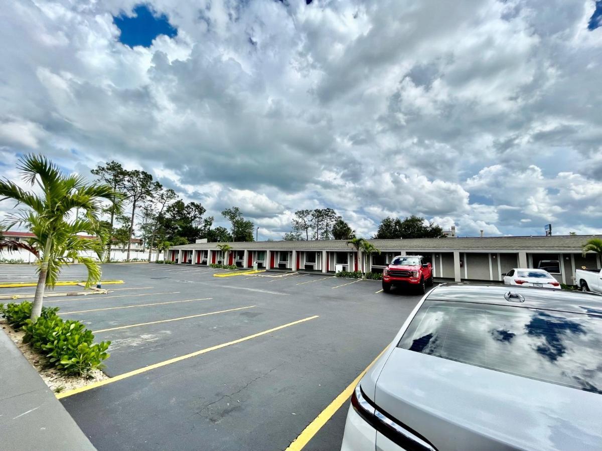 Hotel Super 8 By Wyndham Kissimmee-Orlando Four Corners Exterior foto