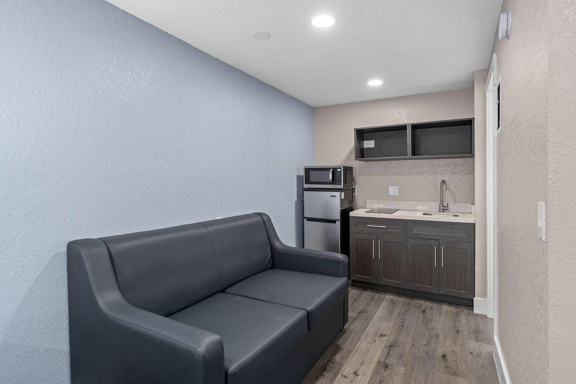 Hotel Super 8 By Wyndham Kissimmee-Orlando Four Corners Exterior foto