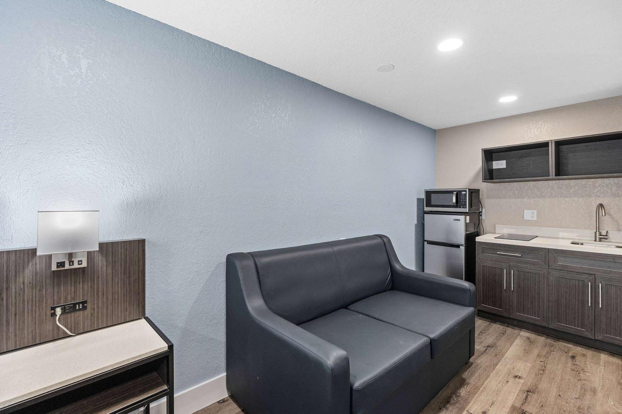 Hotel Super 8 By Wyndham Kissimmee-Orlando Four Corners Exterior foto