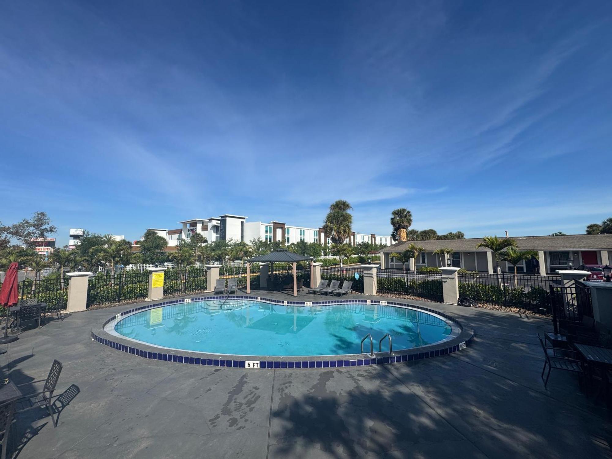 Hotel Super 8 By Wyndham Kissimmee-Orlando Four Corners Exterior foto
